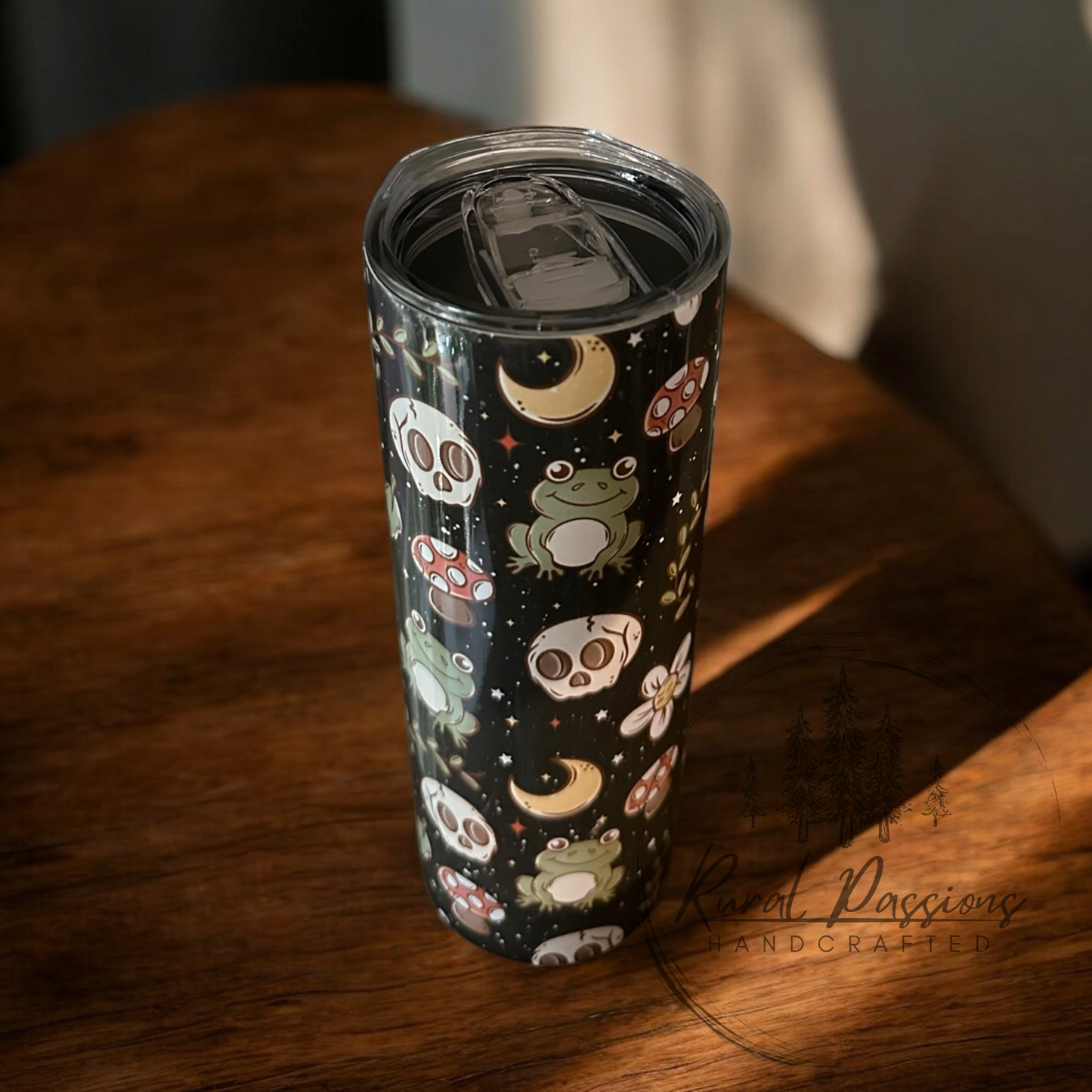 Cottage Core Frogs 20oz